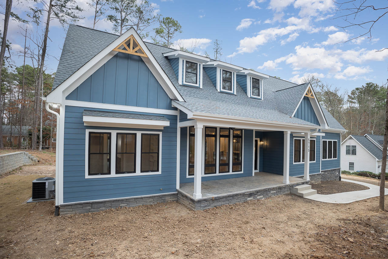 Exterior of Garrett custom home in Durham, NC